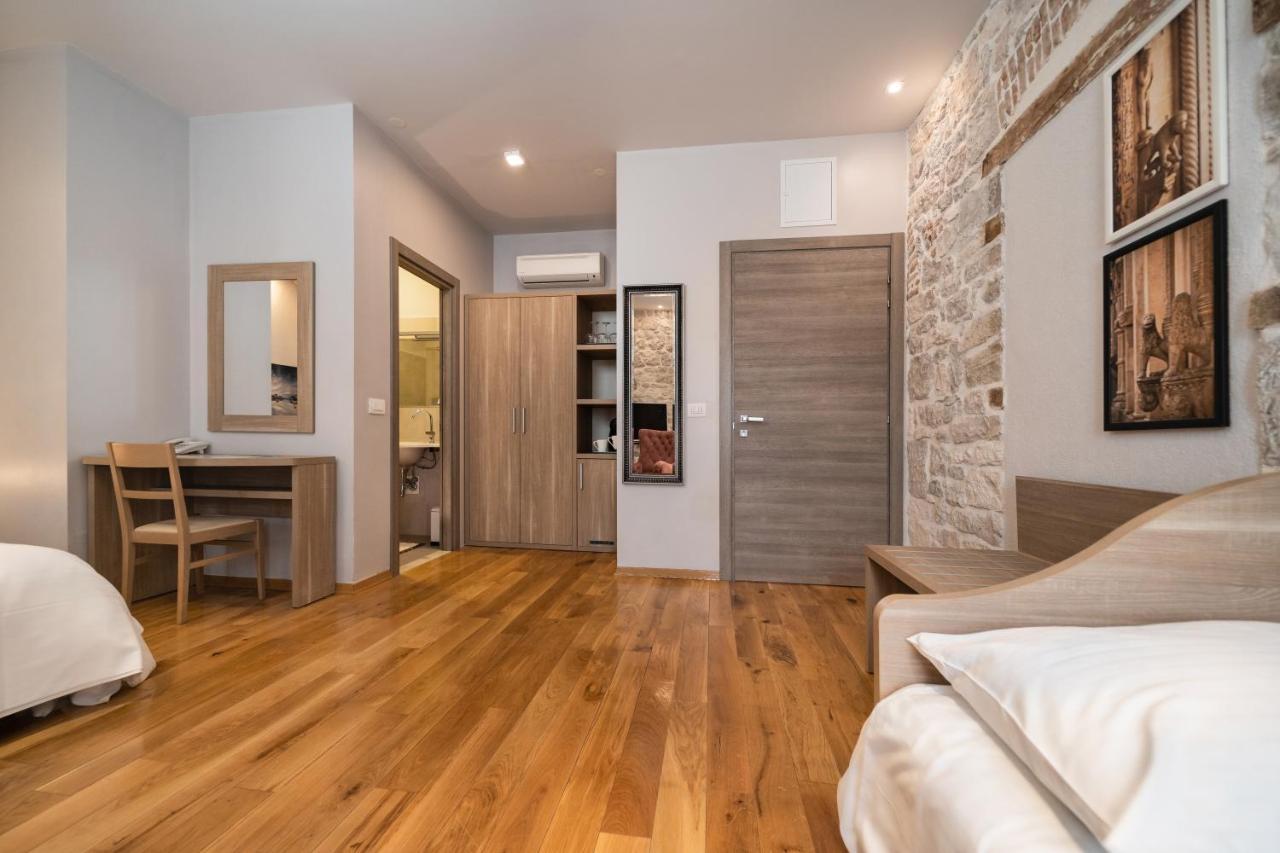 Tifani Luxury Rooms 2 Split Bagian luar foto