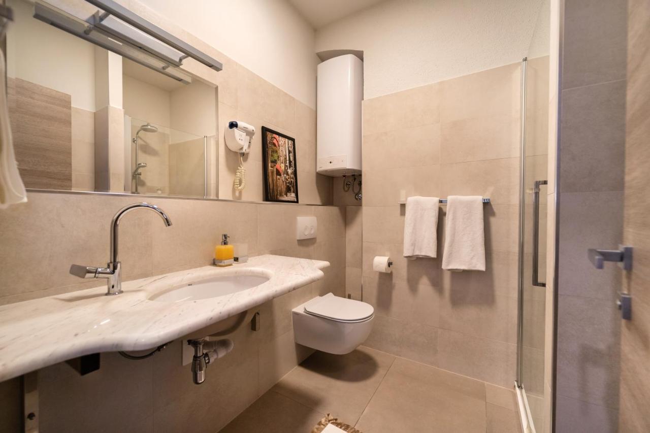 Tifani Luxury Rooms 2 Split Bagian luar foto