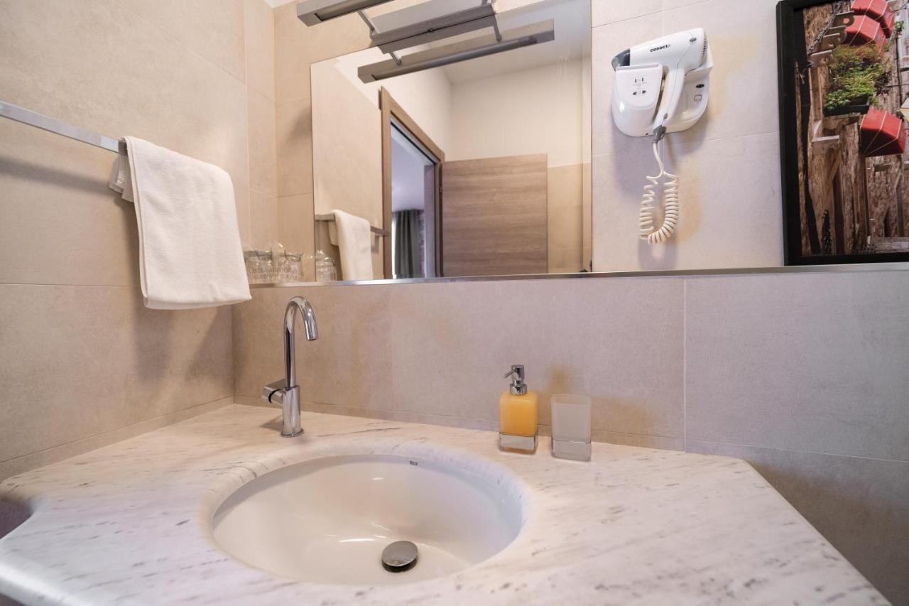 Tifani Luxury Rooms 2 Split Bagian luar foto